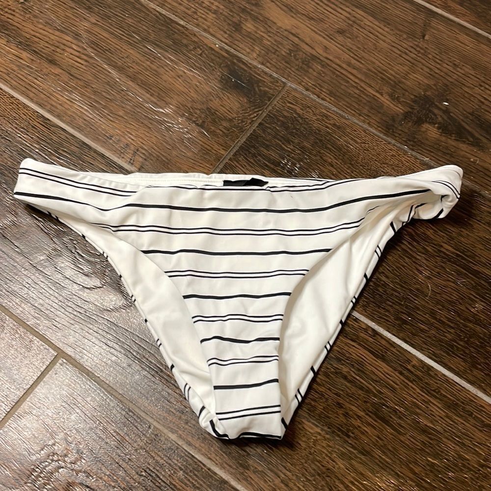 LA Hearts Bathing Suit Bottoms Sz XS